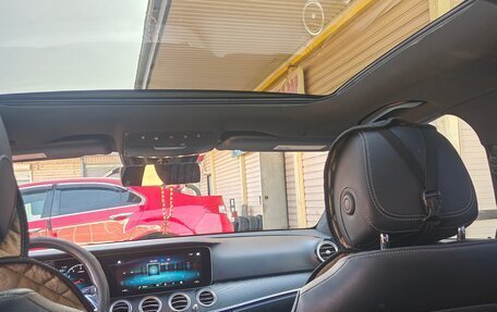 Mercedes-Benz E-Класс, 2022 год, 5 700 000 рублей, 5 фотография