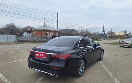 Mercedes-Benz E-Класс, 2022 год, 5 700 000 рублей, 4 фотография
