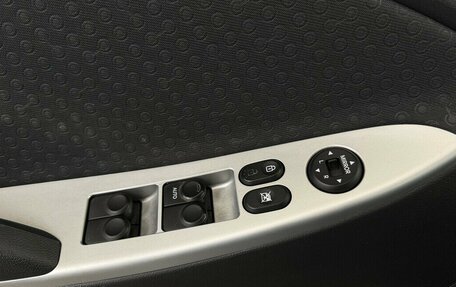 Hyundai Solaris II рестайлинг, 2012 год, 780 000 рублей, 10 фотография