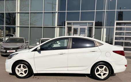 Hyundai Solaris II рестайлинг, 2011 год, 569 000 рублей, 3 фотография