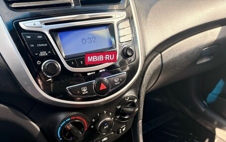 Hyundai Solaris II рестайлинг, 2011 год, 569 000 рублей, 11 фотография