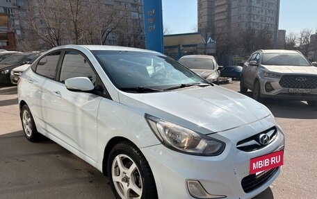 Hyundai Solaris II рестайлинг, 2011 год, 569 000 рублей, 8 фотография