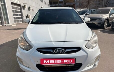 Hyundai Solaris II рестайлинг, 2011 год, 569 000 рублей, 9 фотография