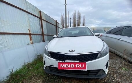 KIA Rio IV, 2021 год, 882 000 рублей, 1 фотография