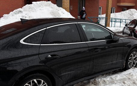 Hyundai Sonata VIII, 2021 год, 2 100 000 рублей, 2 фотография