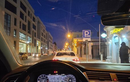 Volkswagen Tiguan II, 2018 год, 2 670 000 рублей, 2 фотография