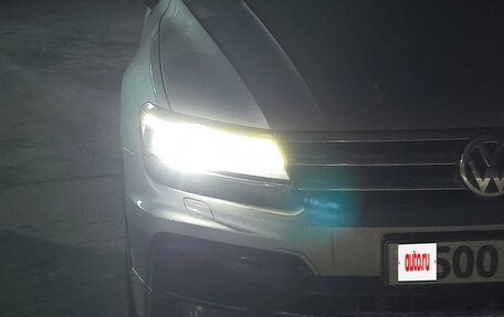 Volkswagen Tiguan II, 2018 год, 2 670 000 рублей, 5 фотография