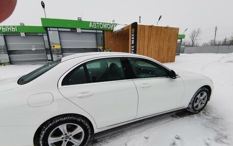 Mercedes-Benz E-Класс, 2017 год, 3 100 000 рублей, 16 фотография