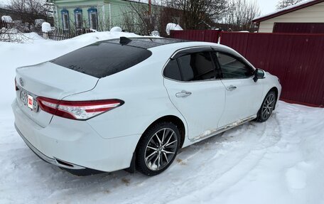 Toyota Camry, 2023 год, 3 600 000 рублей, 4 фотография