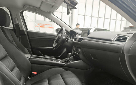 Mazda 6, 2016 год, 1 795 000 рублей, 11 фотография