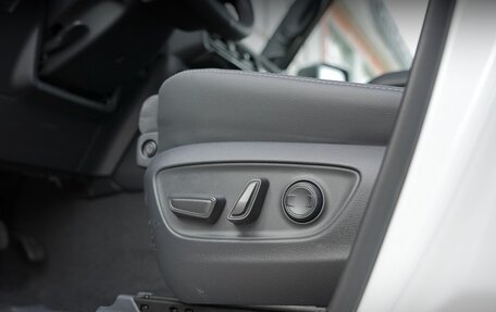 Toyota Land Cruiser Prado, 2025 год, 10 990 000 рублей, 15 фотография