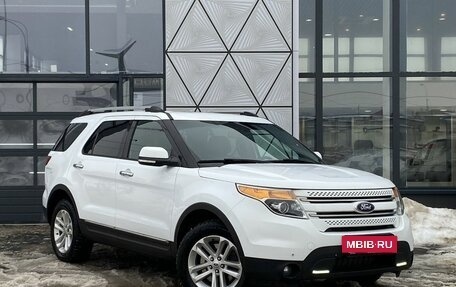 Ford Explorer VI, 2013 год, 1 729 000 рублей, 3 фотография