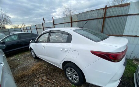 KIA Rio IV, 2021 год, 882 000 рублей, 4 фотография