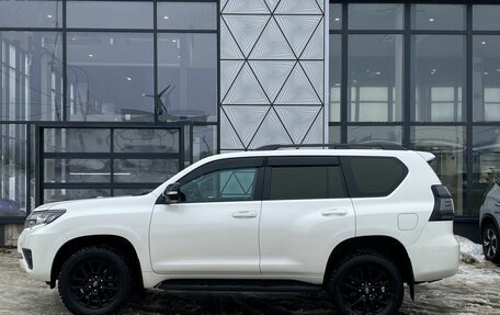 Toyota Land Cruiser Prado 150 рестайлинг 2, 2021 год, 6 499 000 рублей, 8 фотография