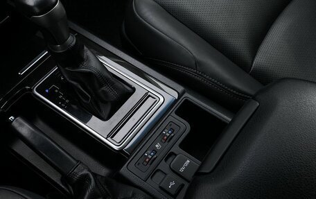 Toyota Land Cruiser Prado 150 рестайлинг 2, 2021 год, 6 499 000 рублей, 17 фотография