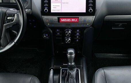 Toyota Land Cruiser Prado 150 рестайлинг 2, 2021 год, 6 499 000 рублей, 13 фотография