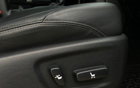 Toyota Land Cruiser Prado 150 рестайлинг 2, 2021 год, 6 499 000 рублей, 27 фотография