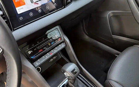 Skoda Karoq I, 2022 год, 1 720 004 рублей, 12 фотография