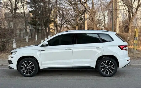 Skoda Karoq I, 2022 год, 1 720 004 рублей, 8 фотография