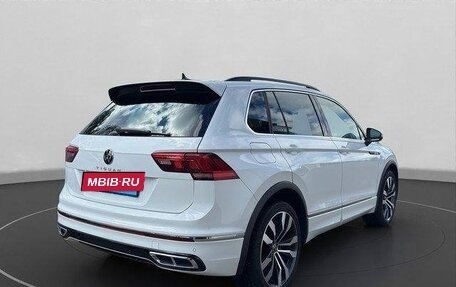 Volkswagen Tiguan II, 2022 год, 3 490 000 рублей, 3 фотография