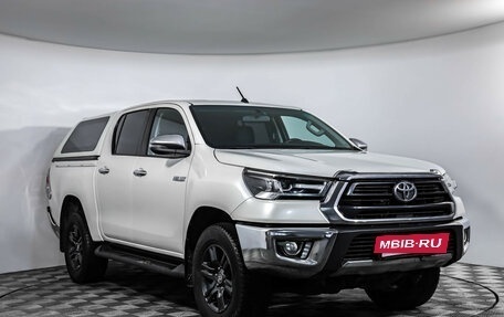 Toyota Hilux VIII, 2022 год, 4 099 000 рублей, 3 фотография