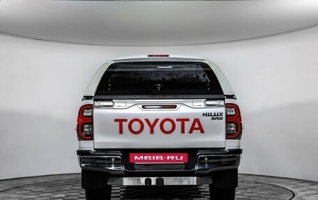 Toyota Hilux VIII, 2022 год, 4 099 000 рублей, 6 фотография