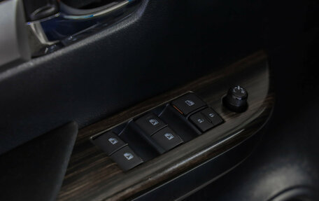 Toyota Hilux VIII, 2022 год, 4 099 000 рублей, 23 фотография