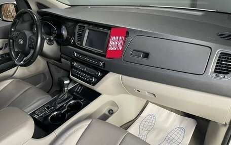 KIA Carnival III, 2020 год, 3 699 000 рублей, 15 фотография