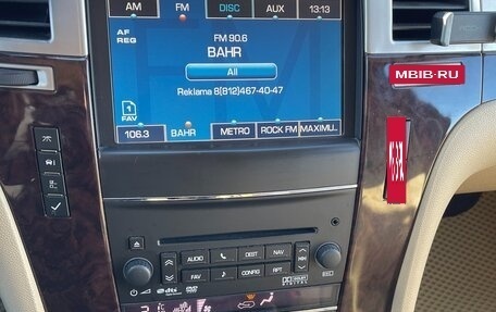 Cadillac Escalade III, 2011 год, 3 000 000 рублей, 7 фотография