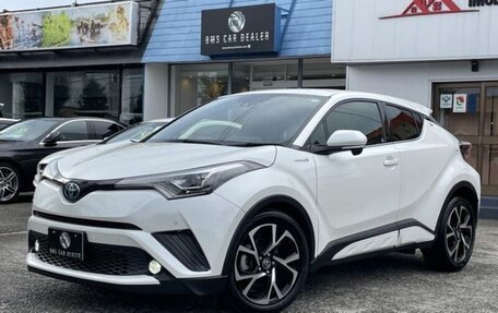 Toyota C-HR I рестайлинг, 2019 год, 1 900 000 рублей, 1 фотография