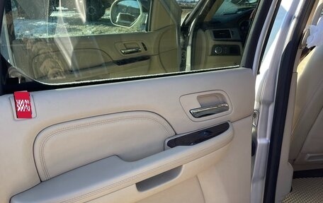 Cadillac Escalade III, 2011 год, 3 000 000 рублей, 10 фотография