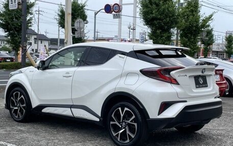 Toyota C-HR I рестайлинг, 2019 год, 1 900 000 рублей, 6 фотография