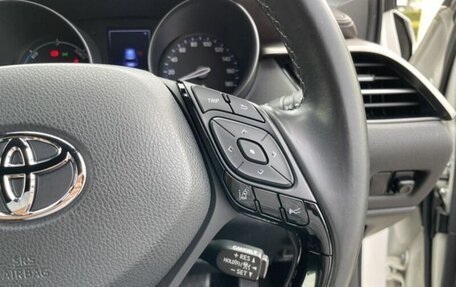 Toyota C-HR I рестайлинг, 2019 год, 1 900 000 рублей, 20 фотография