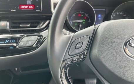 Toyota C-HR I рестайлинг, 2019 год, 1 900 000 рублей, 19 фотография