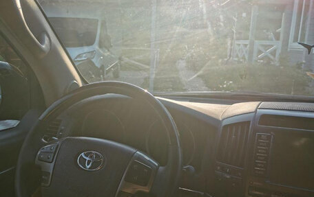 Toyota Land Cruiser 200, 2008 год, 2 700 000 рублей, 5 фотография