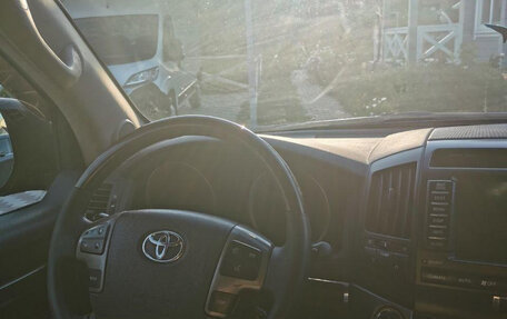 Toyota Land Cruiser 200, 2008 год, 2 700 000 рублей, 3 фотография