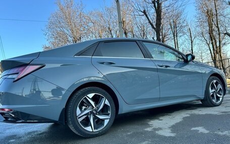 Hyundai Elantra, 2021 год, 1 590 000 рублей, 2 фотография