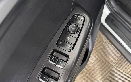 KIA Sportage IV рестайлинг, 2019 год, 2 247 000 рублей, 19 фотография