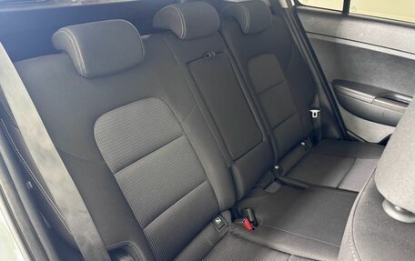 KIA Sportage IV рестайлинг, 2019 год, 2 247 000 рублей, 20 фотография