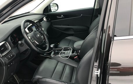 KIA Sorento III Prime рестайлинг, 2019 год, 3 000 000 рублей, 5 фотография