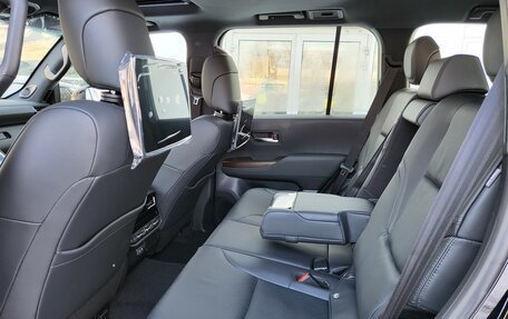 Toyota Land Cruiser, 2026 год, 18 100 000 рублей, 16 фотография