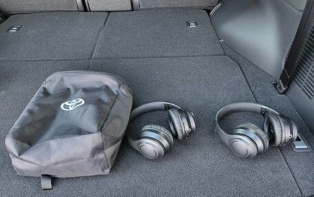 Toyota Land Cruiser, 2026 год, 18 100 000 рублей, 32 фотография