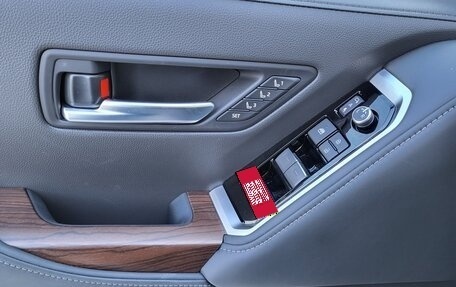 Toyota Land Cruiser, 2026 год, 18 100 000 рублей, 26 фотография