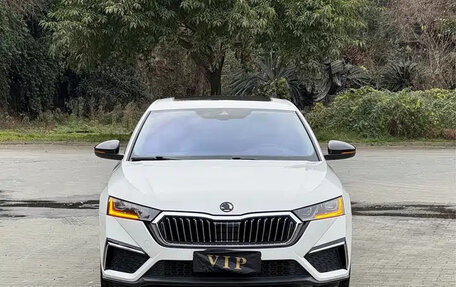 Skoda Octavia IV, 2022 год, 1 720 004 рублей, 2 фотография