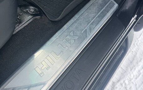 Toyota Hilux VIII, 2015 год, 3 100 000 рублей, 10 фотография