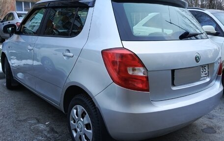 Skoda Fabia II, 2012 год, 550 000 рублей, 3 фотография