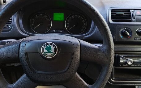 Skoda Fabia II, 2012 год, 550 000 рублей, 14 фотография