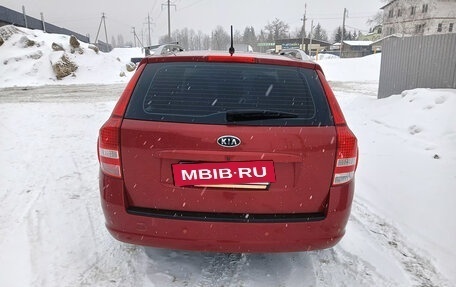 KIA cee'd I рестайлинг, 2010 год, 800 000 рублей, 3 фотография