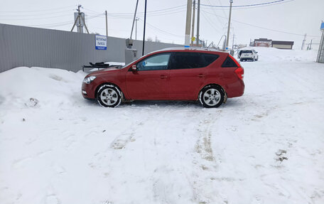 KIA cee'd I рестайлинг, 2010 год, 800 000 рублей, 15 фотография