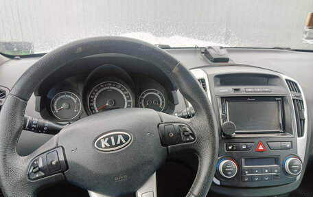 KIA cee'd I рестайлинг, 2010 год, 800 000 рублей, 22 фотография